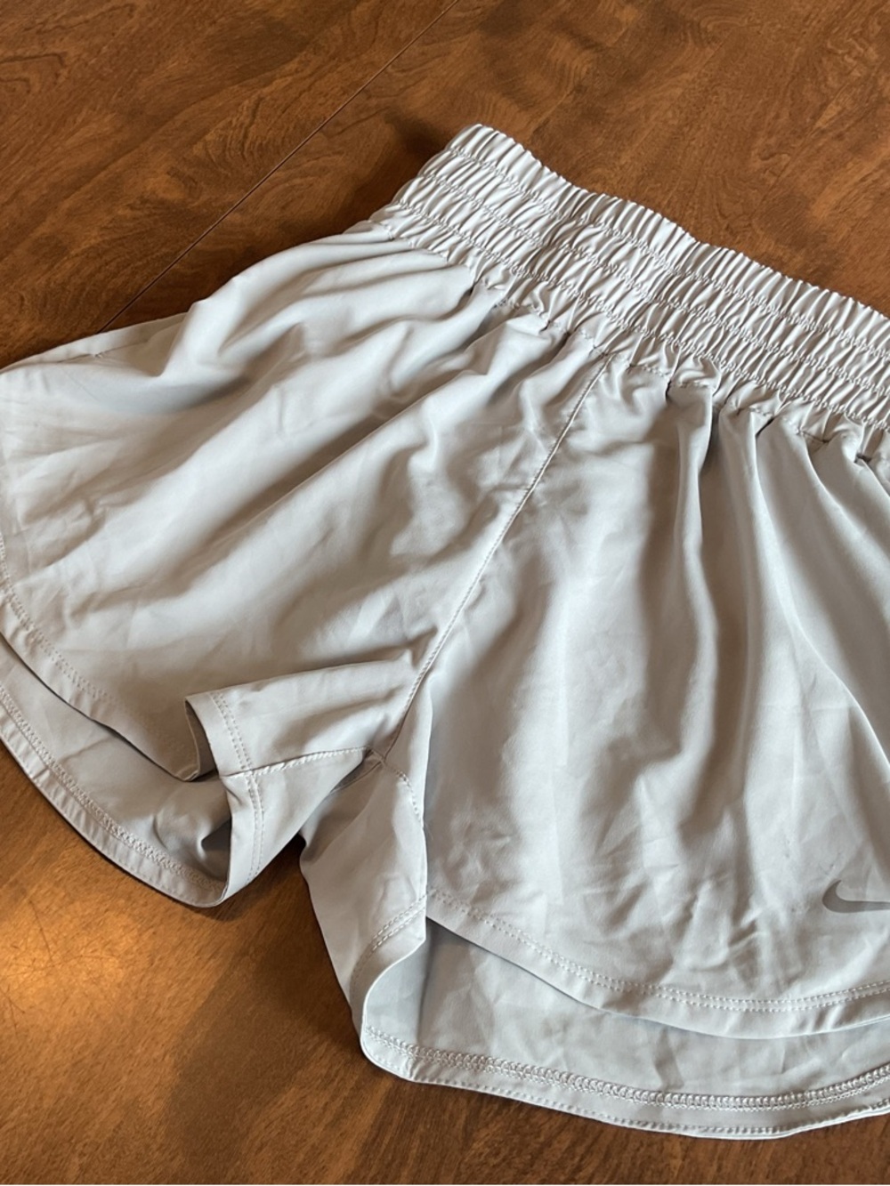Nike Women’s Light Gray Elastic Waist Athletic Shorts